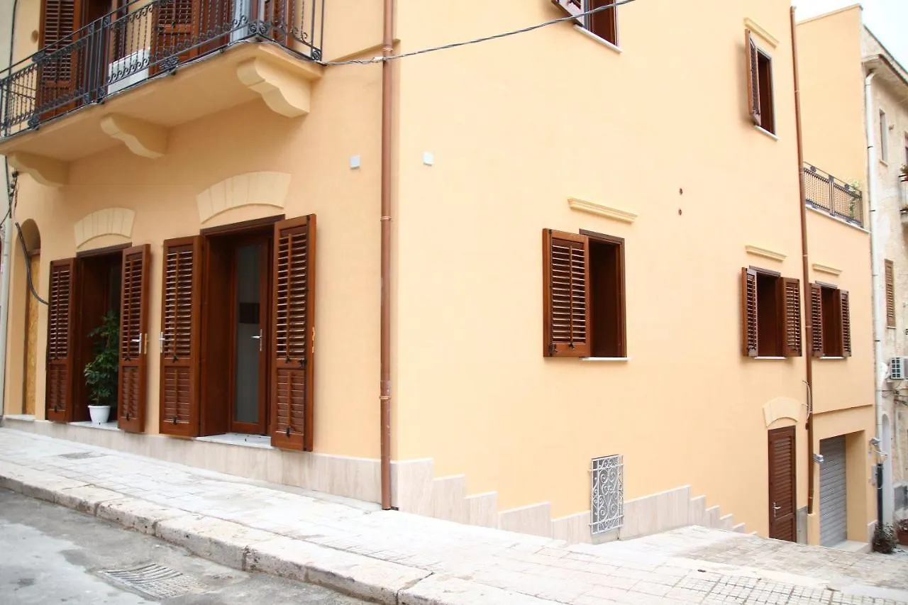 La Meridiana Castellammare del Golfo 0*,  Italia